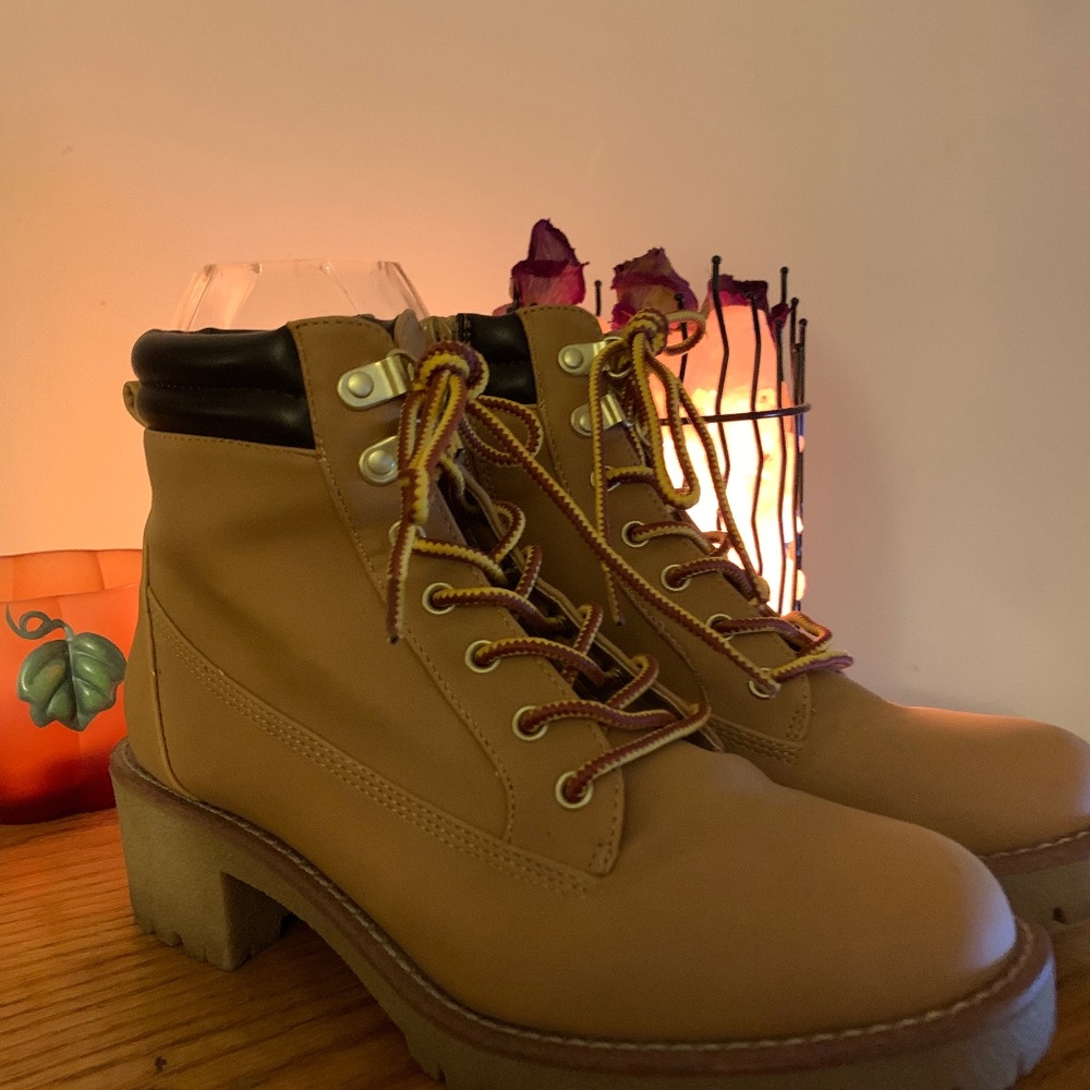 Women’s Ankle Boot